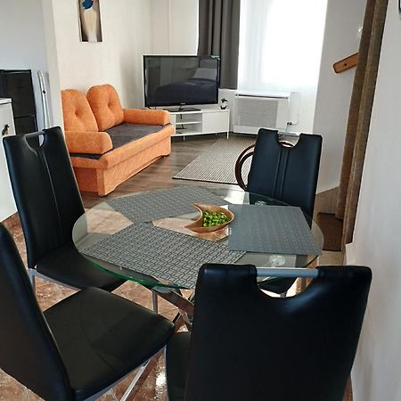 Var-Lak Apartman Balatonfůzfő Exterior foto